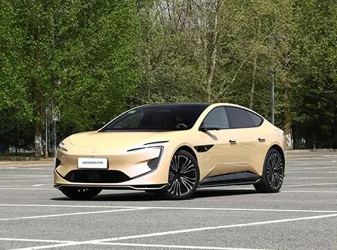 ハイブリッド車