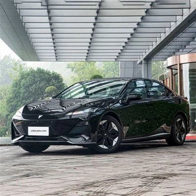 Deepal SL03ハイブリッドハッチバック